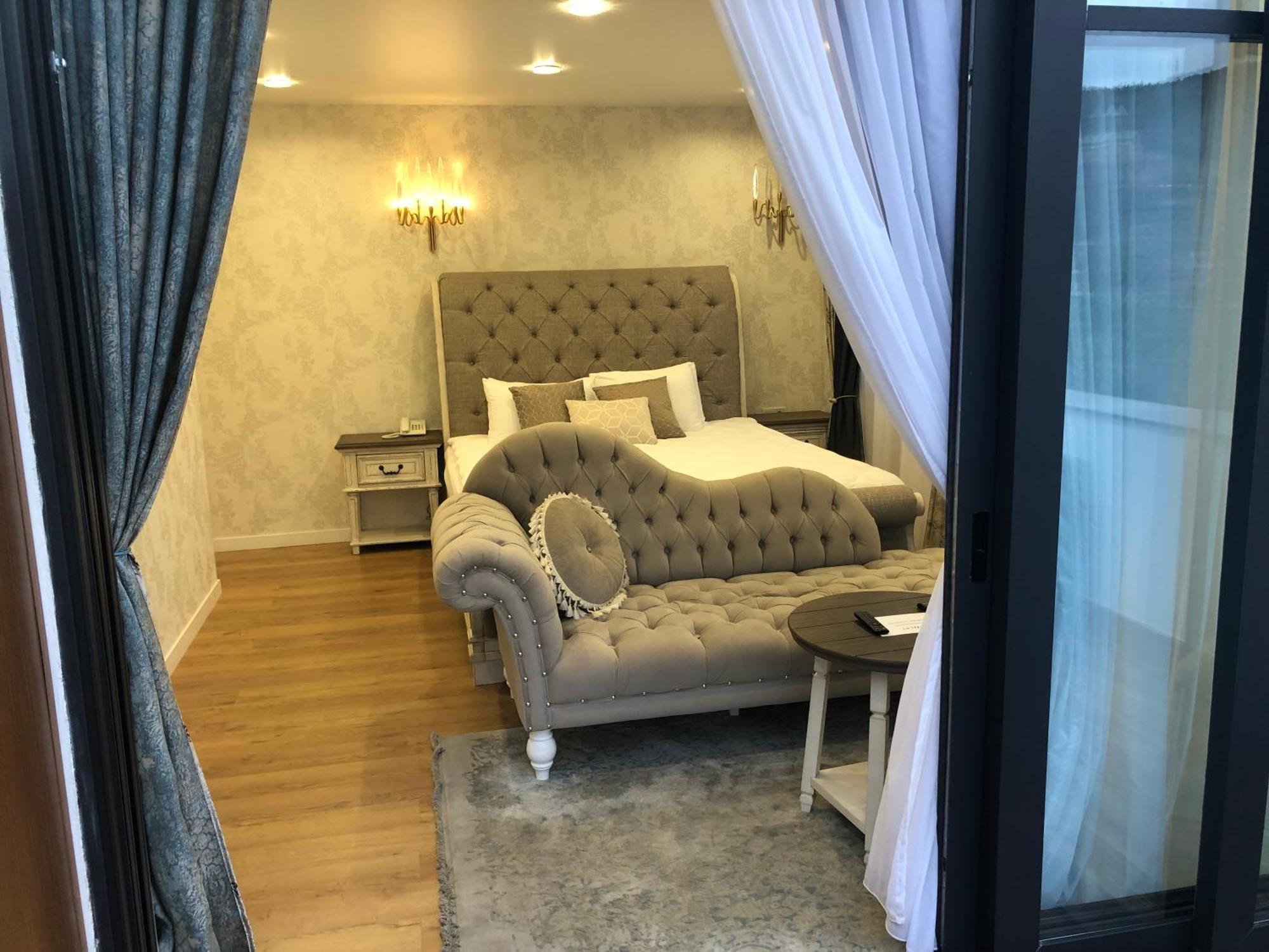 Rikhe Palace Boutique Hotel Tbilisi ภายนอก รูปภาพ